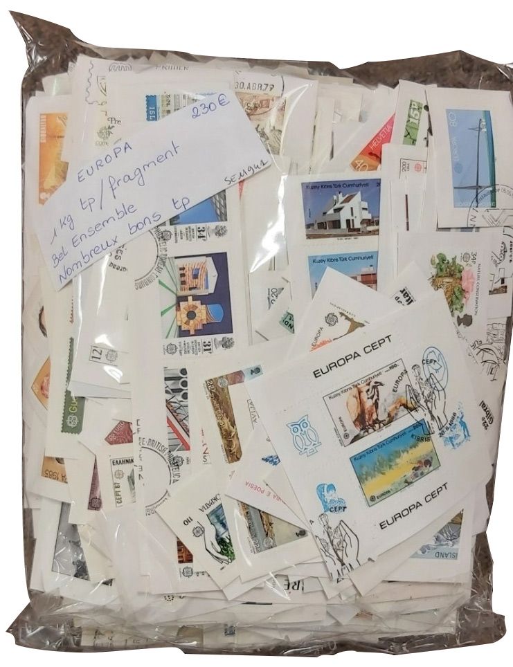 EUROPA : 1 kg de timbres sur fragment EUROPA : 1 kg de timbres sur fragment